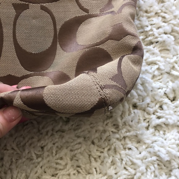 Coach crossbody bag with pink trim - Picture 12 of 14